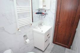 Apartment for sale, 2 Room, Old building, Tbilisi, Sololaki