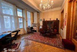 Apartment for sale, 4 Room, Old building, Tbilisi, vake