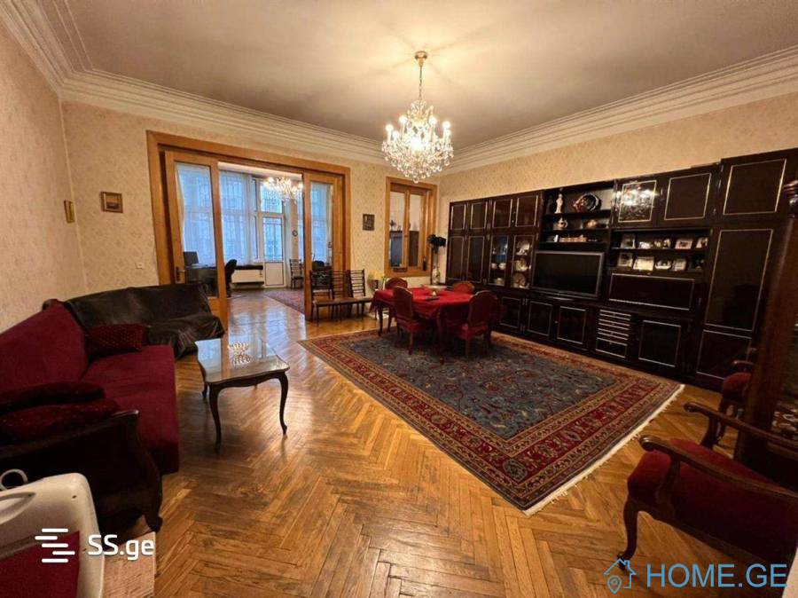 Apartment for sale, 4 Room, Old building, Tbilisi, vake