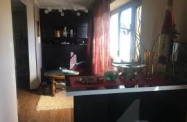 Apartment for sale, Old building, Vazisubani