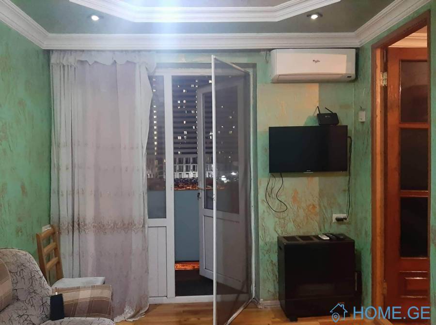 For Rent, 2 Room, Old building, Batumi, Kakhaberi District