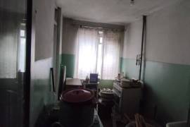 Apartment for sale, Old building, Gldani