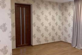 იყიდება ბინა, 5 ოთახიანი, ძველი აშენებული, რუსთავი, ძველი რუსთავი