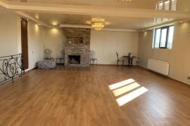 იყიდება ბინა, 5 ოთახიანი, ძველი აშენებული, რუსთავი, ძველი რუსთავი