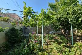 ქირავდება სახლი, 7 ოთახიანი, თბილისი, ვეძისი