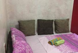 For Rent, 4 Room, Old building, Batumi, Tchaobi