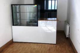 ქირავდება, სავაჭრო ფართი, ვაკე