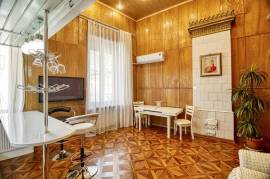 Daily Apartment Rent, Old building, Mtatsminda