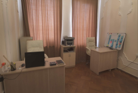 House For Sale, 10 Room, Gori