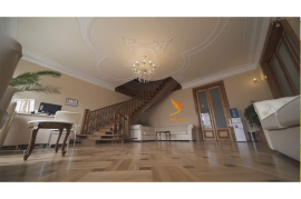 House For Sale, 10 Room, Gori