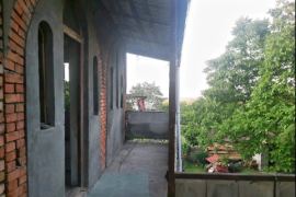 House For Sale, Kardenakhi