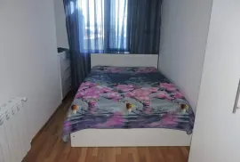Аренда, 3 Kомнатная, Старое здание, Батуми