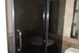 Аренда, 3 Kомнатная, Старое здание, Батуми