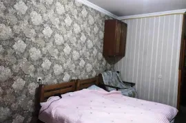 Аренда, 1 Kомнатная, Старое здание, Мтацминда