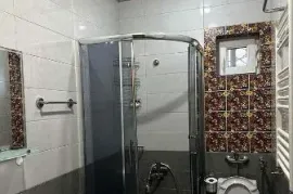 Аренда, 3 Kомнатная, Старое здание, Мтацминда