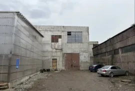 Продается , Склад