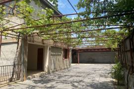 House For Sale, Saguramo