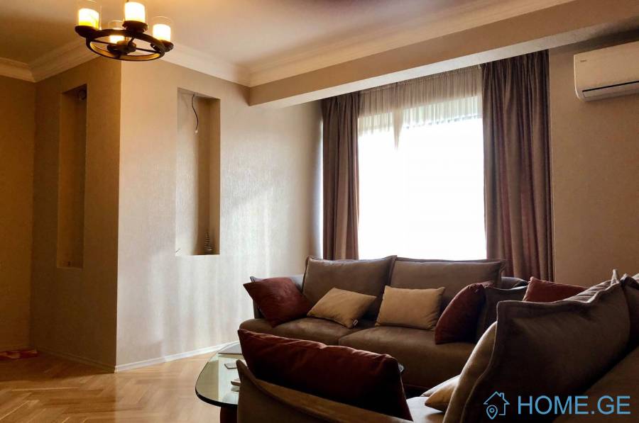 Продается квартира, 3 Kомнатная, Старое здание, Тбилиси, Чугурети
