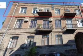 Apartment for sale, Old building, Chugureti