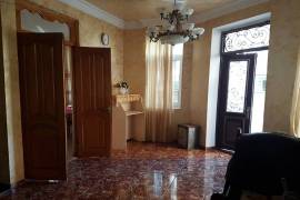 Продается Дом, 7 Kомнатная, Батуми