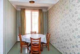 Аренда, 5 Kомнатная, Старое здание, Тбилиси, saburtalo