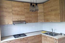 Аренда, 3 Kомнатная, Старое здание, Тбилиси, saburtalo