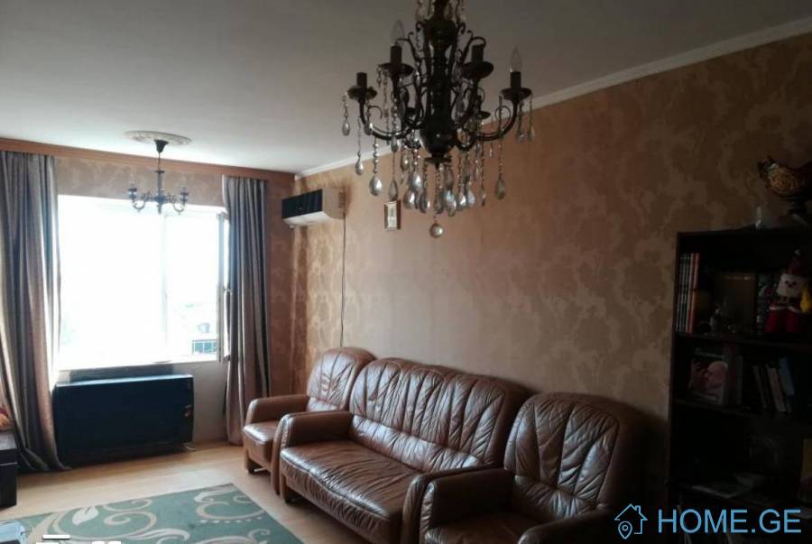 Продается квартира, 3 Kомнатная, Старое здание, Поти