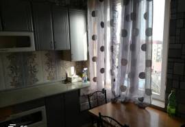 Продается квартира, 3 Kомнатная, Старое здание, Поти