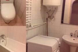 For Rent, 3 Room, Old building, Tbilisi, saburtalo