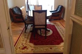 For Rent, 3 Room, Old building, Tbilisi, saburtalo