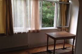 For Rent, 3 Room, Old building, Tbilisi, saburtalo