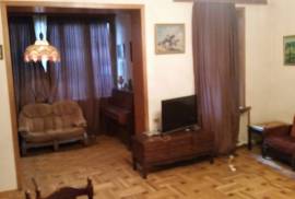 Apartment for sale, Old building, vake