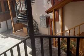 For Rent, 1 Room, Old building, Tbilisi, Krtsanisi
