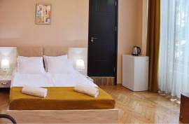 Аренда, 4 Kомнатная, Старое здание, Тбилиси, Мтацминда