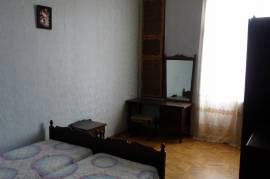 იყიდება ბინა, 6 ოთახიანი, ძველი აშენებული, თბილისი, ჩუღურეთი
