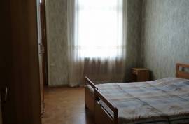 იყიდება ბინა, 6 ოთახიანი, ძველი აშენებული, თბილისი, ჩუღურეთი