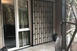 Apartment for sale, 3 Room, Old building, Tbilisi, vake
