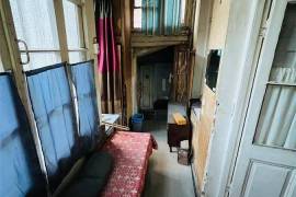 Apartment for sale, Old building, Vera