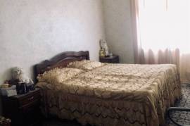 Apartment for sale, Old building, Sulkhan-Saba 