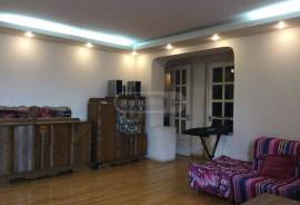 For Rent, 3 Room, Old building, Tbilisi, Didube