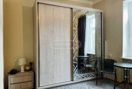 Продается квартира, 2 Kомнатная, Старое здание, Тбилиси, Чугурети