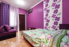 For Rent, 1 Room, Old building, Tbilisi, Sololaki