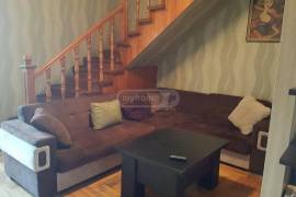 Apartment for sale, 10 Room, Old building, Tbilisi, Chugureti