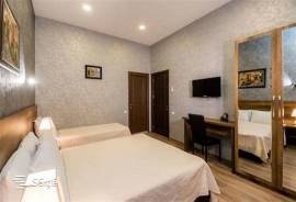 ქირავდება ბინა დღიურად, 7 ოთახიანი, ძველი აშენებული, თბილისი, ჩუღურეთი