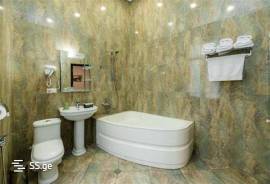 ქირავდება ბინა დღიურად, 7 ოთახიანი, ძველი აშენებული, თბილისი, ჩუღურეთი