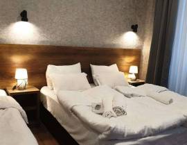 ქირავდება ბინა დღიურად, 7 ოთახიანი, ძველი აშენებული, თბილისი, ჩუღურეთი