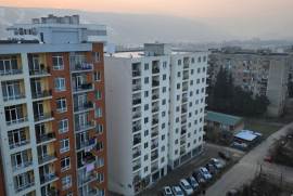 Аренда, 3 Kомнатная, Старое здание, Тбилиси, Самгори