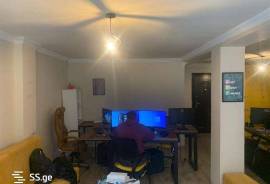 Lease Apartment, 3 Room, Old building, Tbilisi, saburtalo