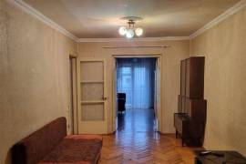 Apartment for sale, Old building, saburtalo