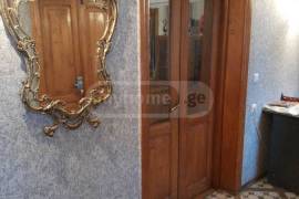 ქირავდება სახლი, 9 ოთახიანი, ქუთაისი